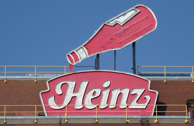Heinz ketchup sign